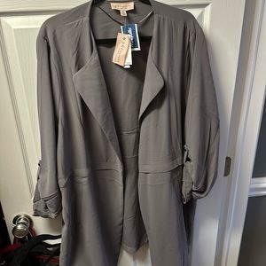 Lightweight soft yet structured cardigan-style blazer